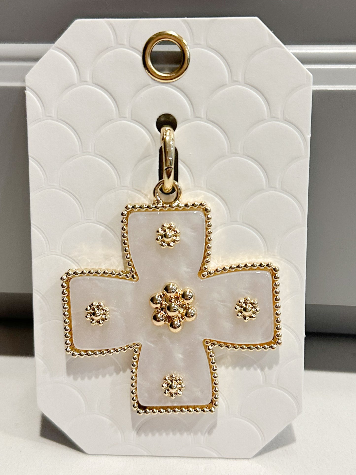 Chunky Cross Pendant