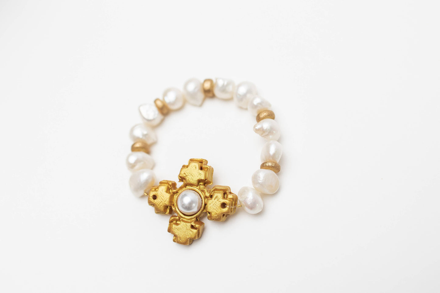 Fresh Water Pearls with Becky Pearl Cross